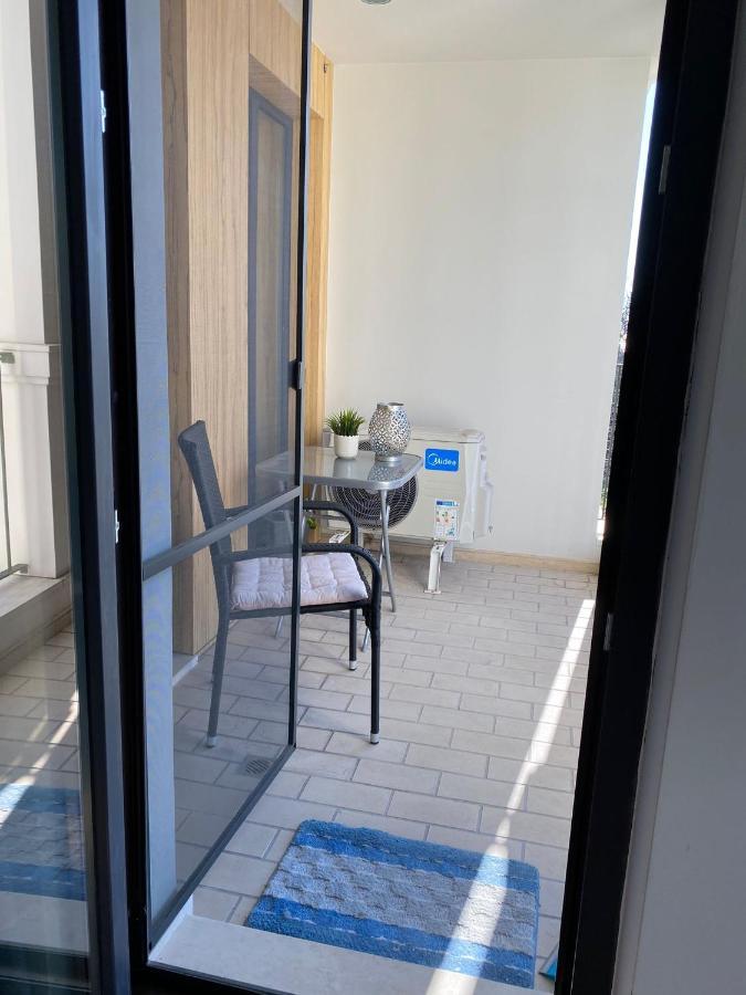 Brand New Apartment With Outdoor Swimming Pool Varna Bagian luar foto