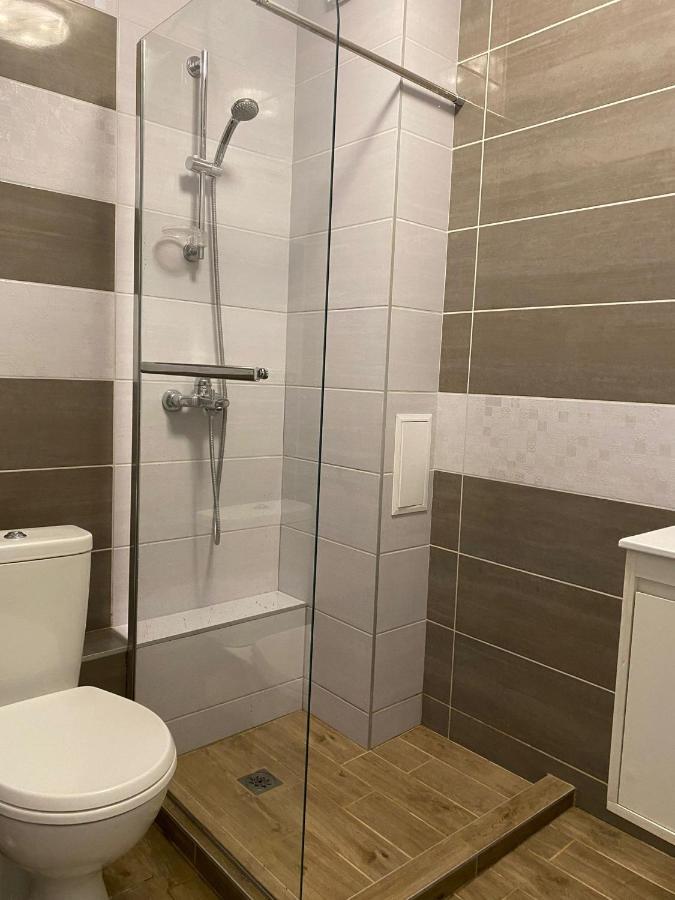 Brand New Apartment With Outdoor Swimming Pool Varna Bagian luar foto